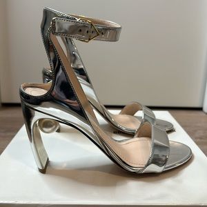 ❌SOLD❌ Nicholas kirkwood Pearl Sandal Heel Silver 38.5